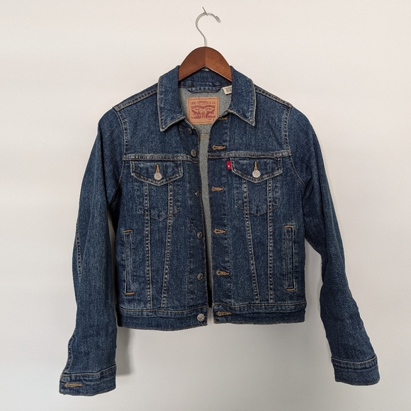 Levi's Trucker Jacket - Size Small - Medium Wash - Picture 1 of 6